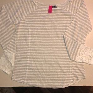 Women’s Thumb Hole Just Ginger Size XL Top